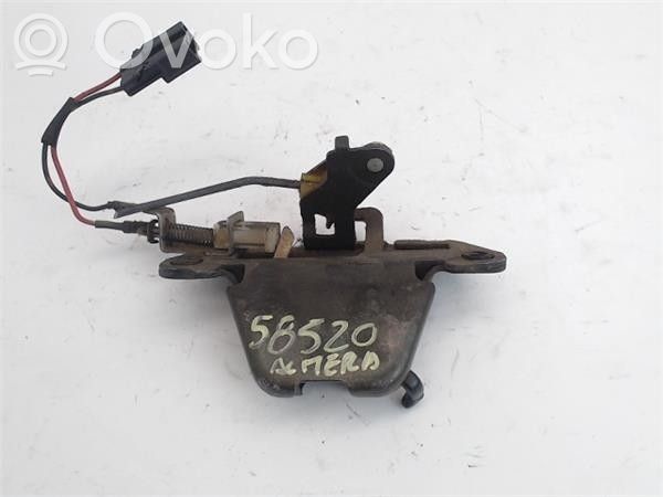 Nissan Almera Schloss Heckbordwand 