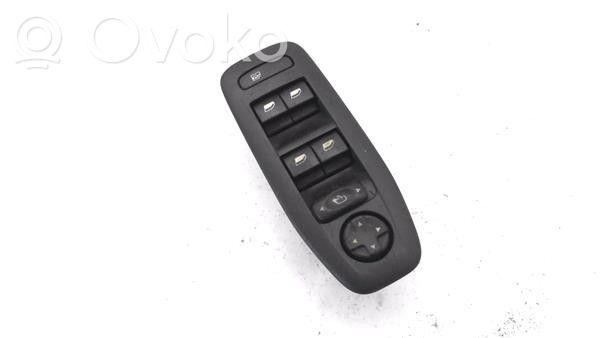 Peugeot 2008 I Interruptor del elevalunas eléctrico