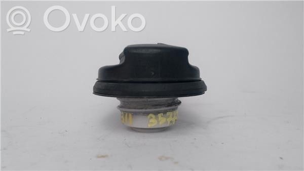 Opel Astra J Uszczelka wlewu paliwa 