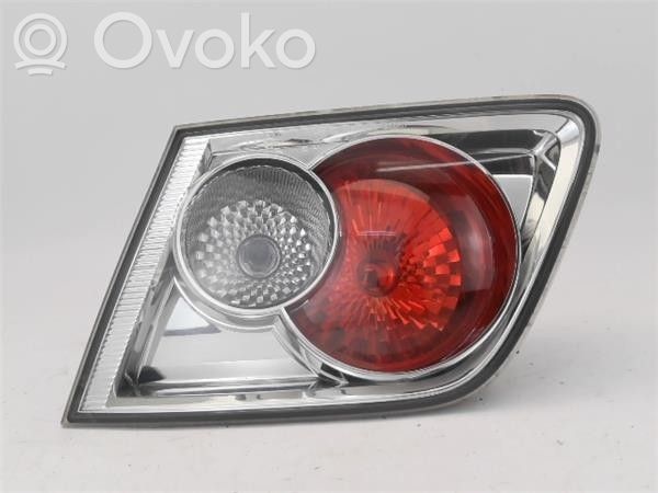 Mazda 6 Lampy tylnej klapy bagażnika 