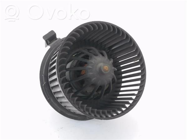 Dacia Sandero Mazā radiatora ventilators 