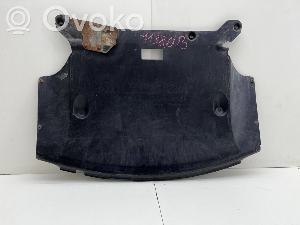 BMW 5 E60 E61 Couvre-soubassement avant 