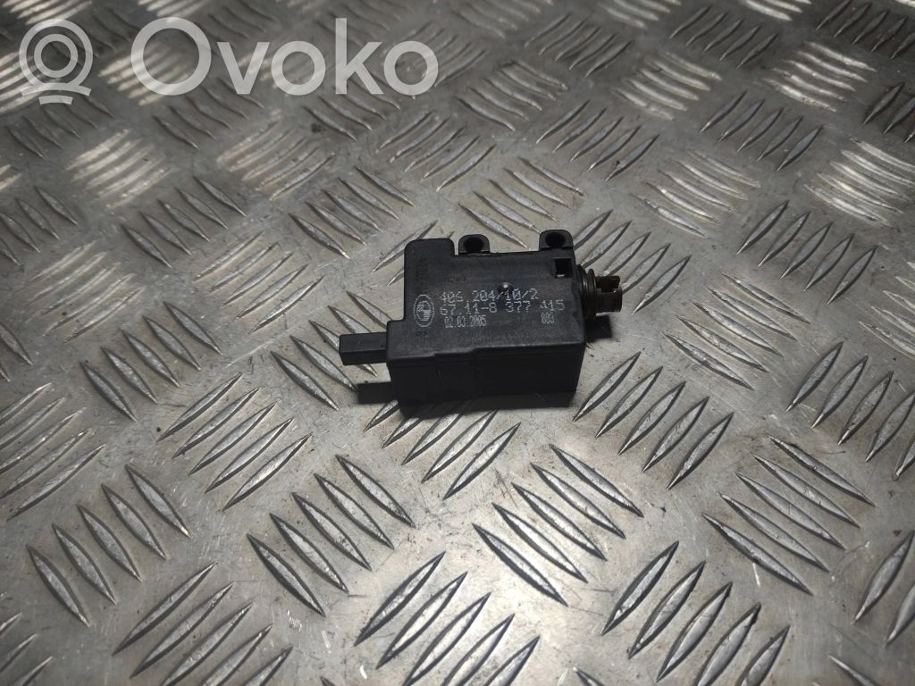 BMW 5 E60 E61 Stellmotor Tankdeckel Tankklappe 