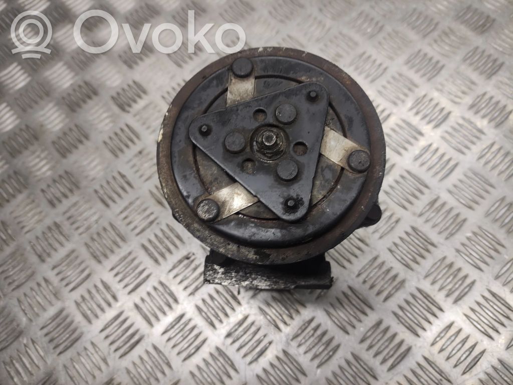 Ford Focus C-MAX Air conditioning (A/C) compressor (pump) 