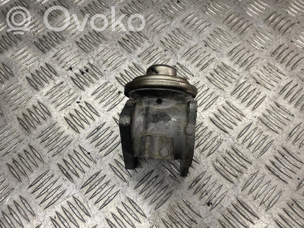 Volkswagen Touran I EGR vožtuvas 