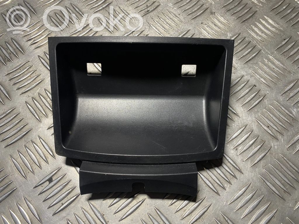 Volvo V50 Daiktadėžė 