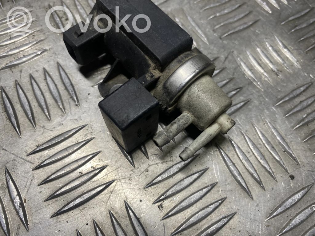 Opel Astra G Zawór podciśnieniowy 