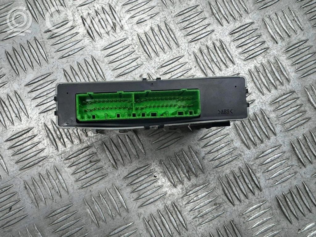 Volvo S40, V40 Alarm control unit/module 