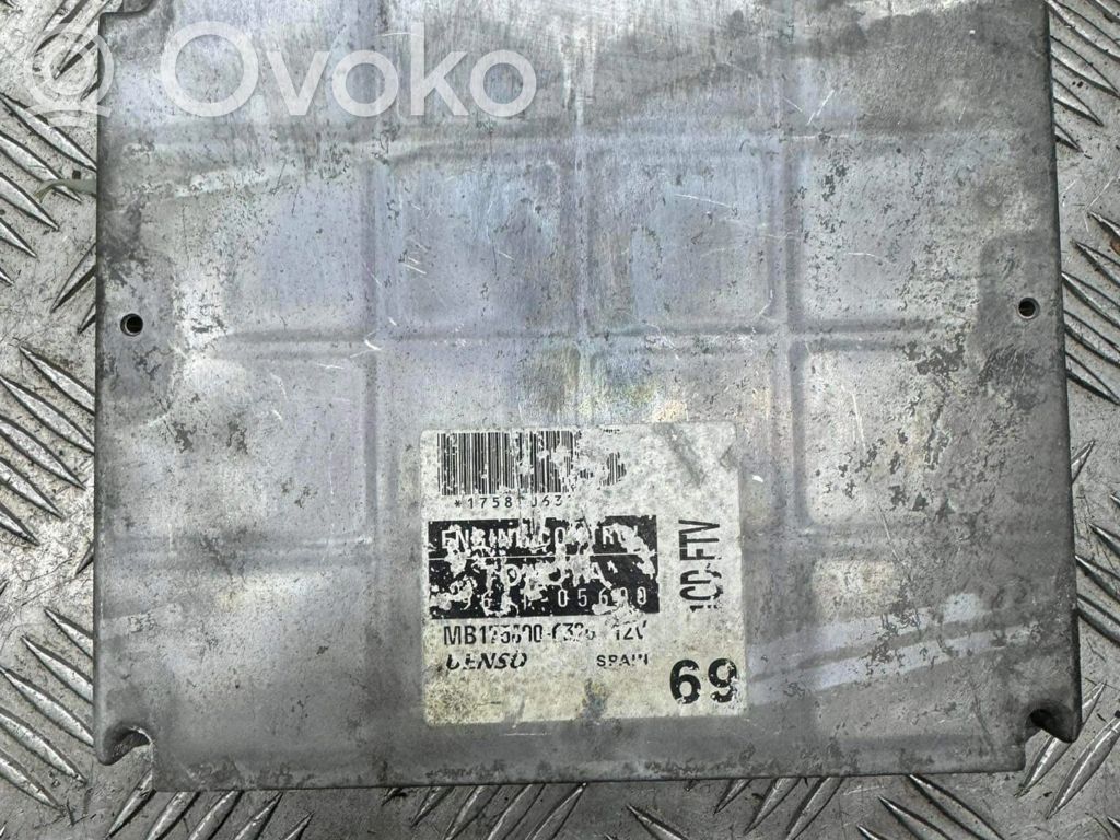 Toyota Avensis T250 Engine control unit/module 