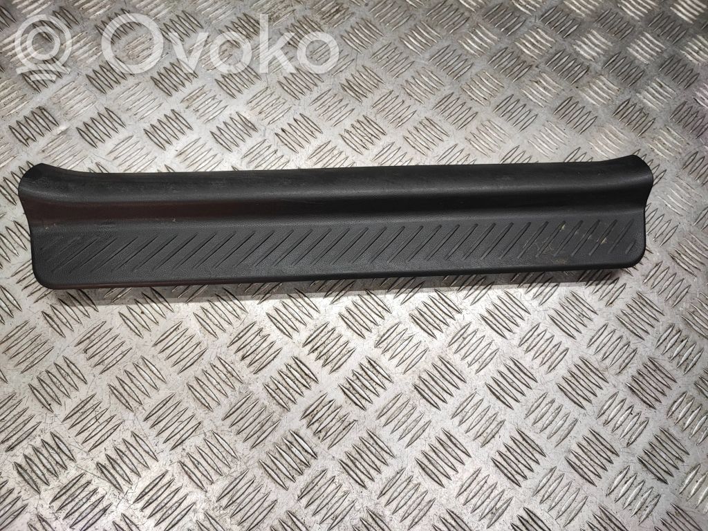 Mazda 3 I Front sill trim cover 