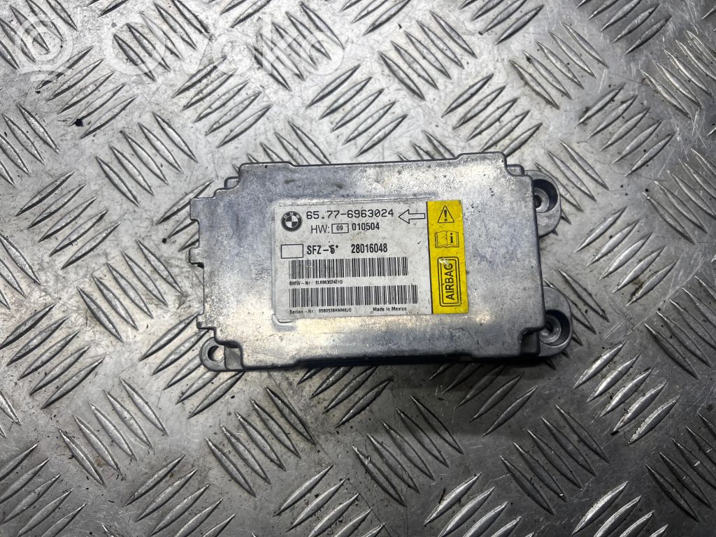 BMW 5 E39 Airbag control unit/module 