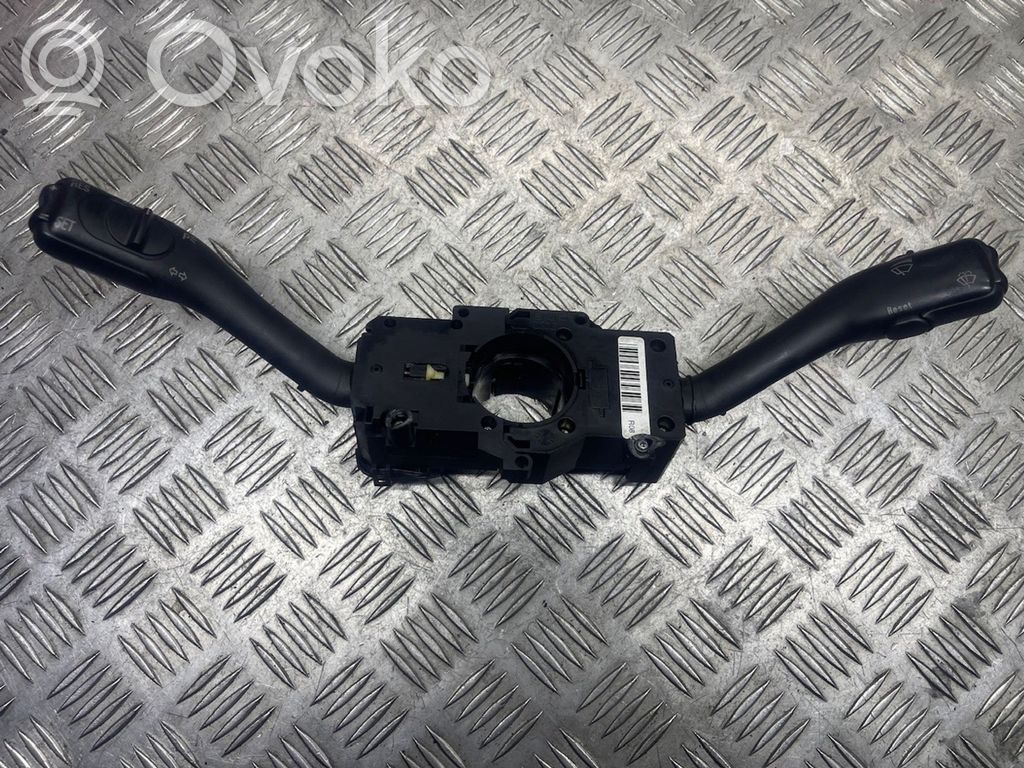 Skoda Superb B5 (3U) Interruptor/palanca de limpiador de luz de giro 