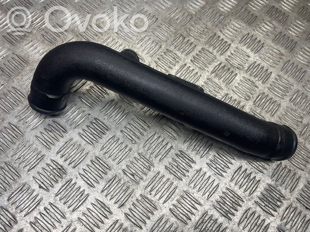 Audi A4 S4 B5 8D Wąż / Rura intercoolera 