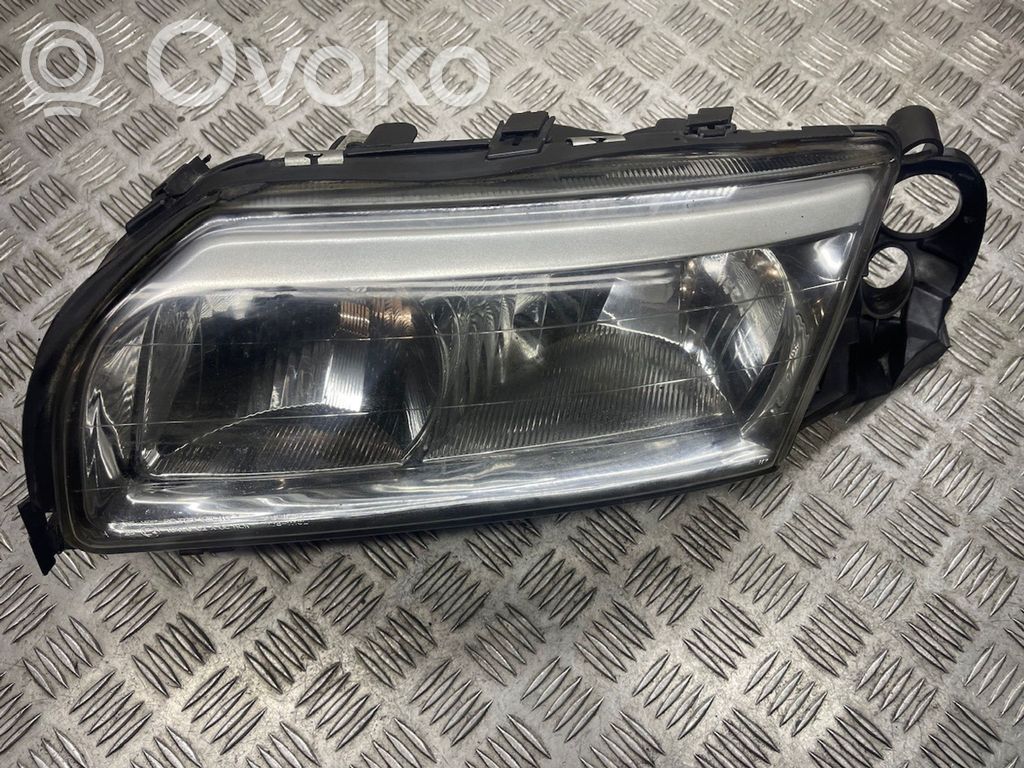 Volvo S80 Headlight/headlamp 