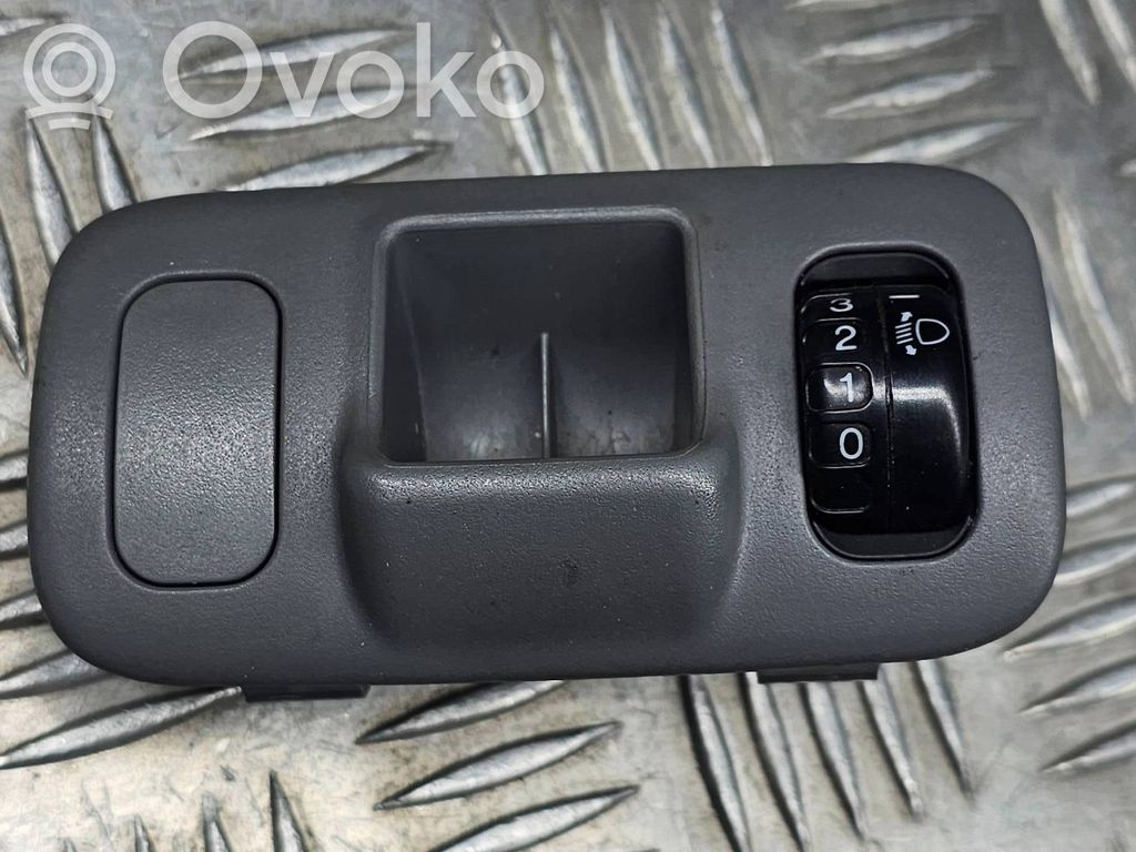 Toyota Yaris Headlight level height control switch 