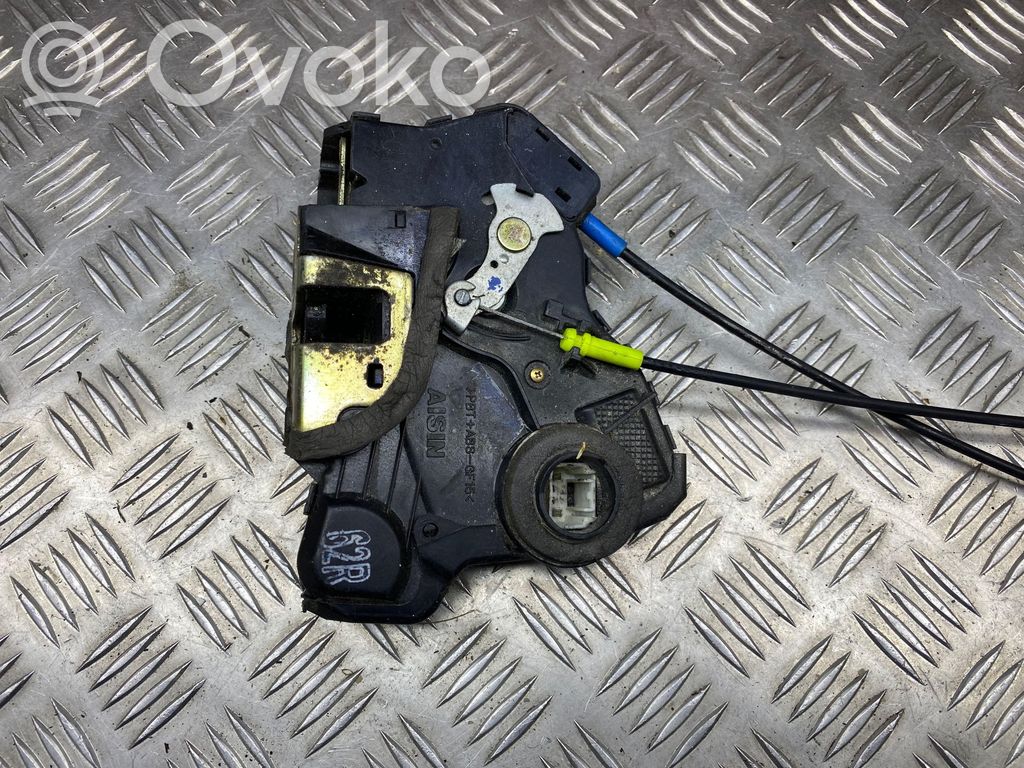 Mazda 3 I Zamek drzwi przednich 