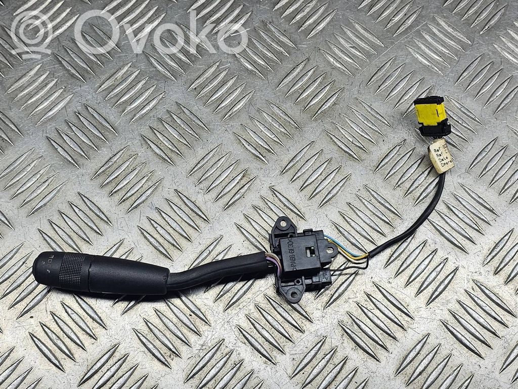 Peugeot 607 Interruptor de control multifunción 