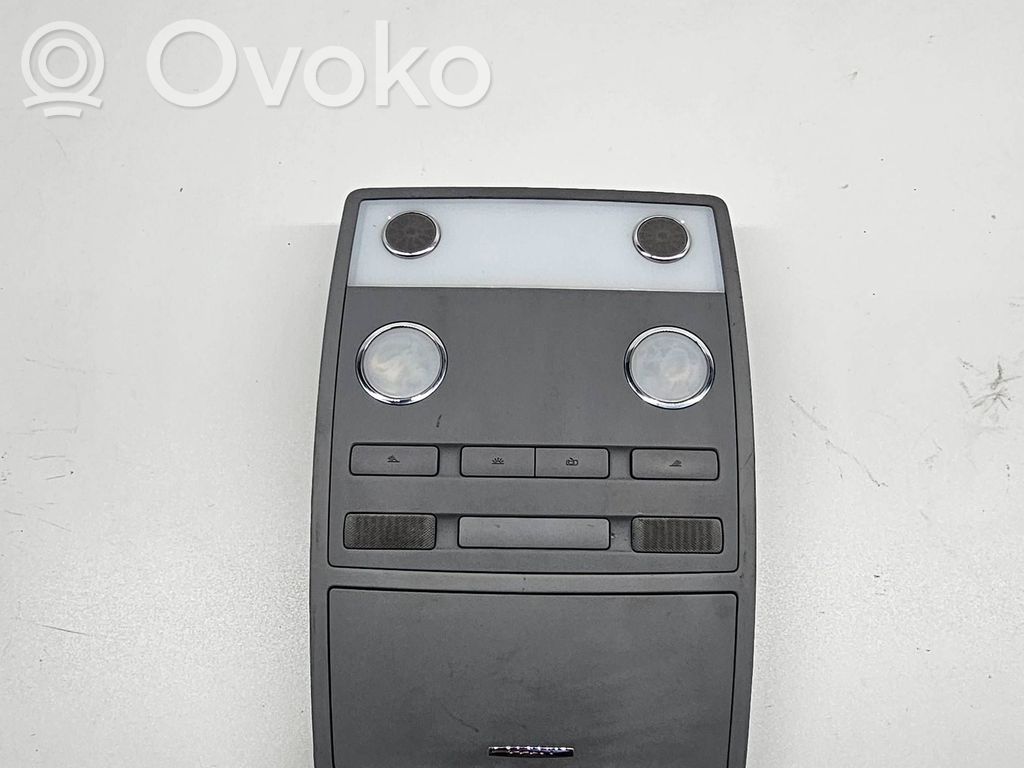 Volkswagen Phaeton Front seat light 