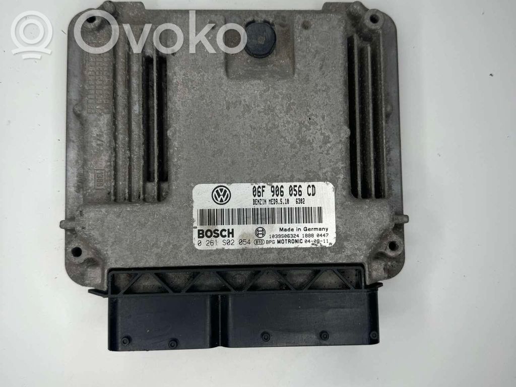 Volkswagen Touran I Engine control unit/module 