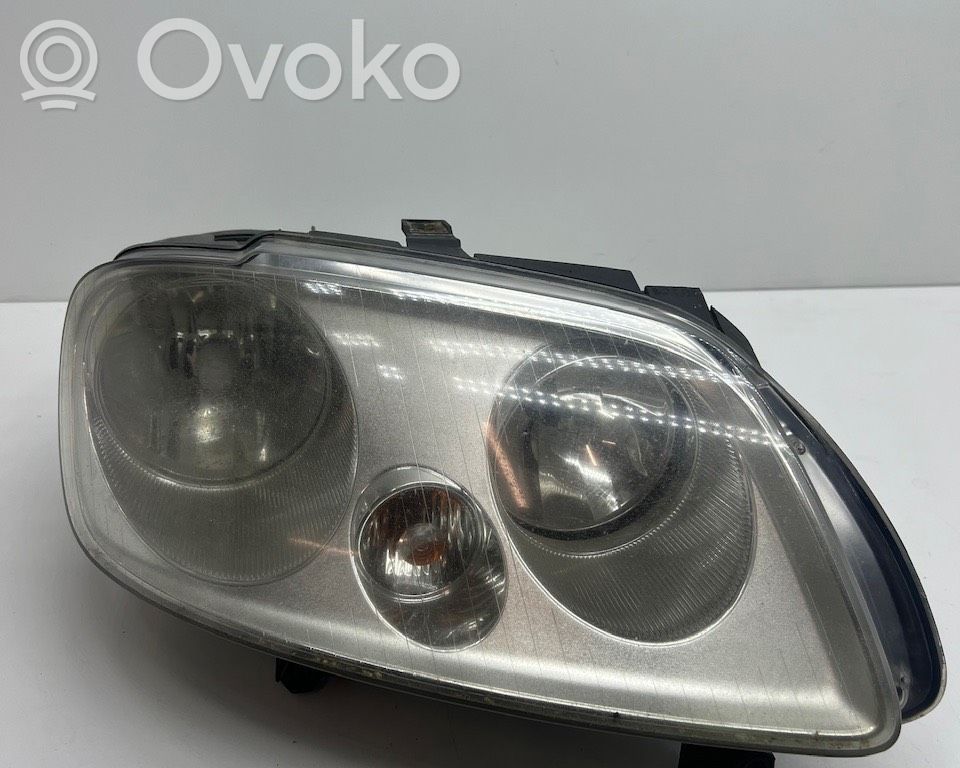 Volkswagen Touran I Scheinwerfer 