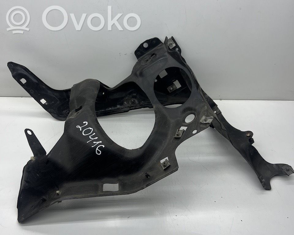 BMW 7 E65 E66 Headlight/headlamp mounting bracket 