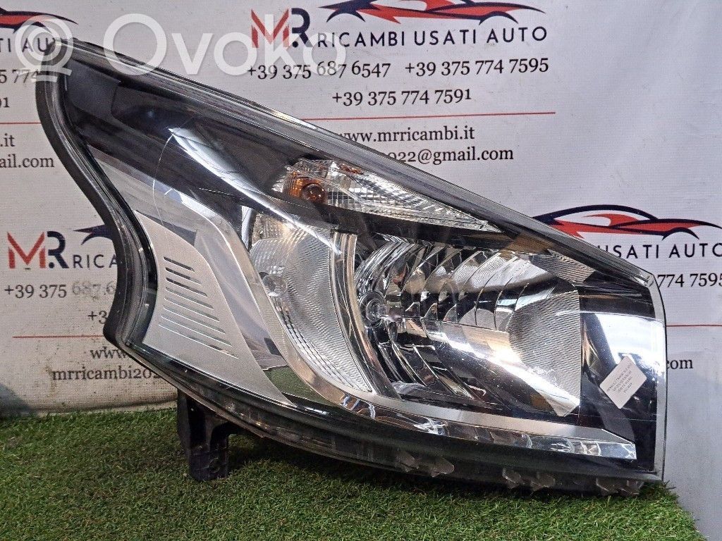 Renault Trafic III (X82) Scheinwerfer 
