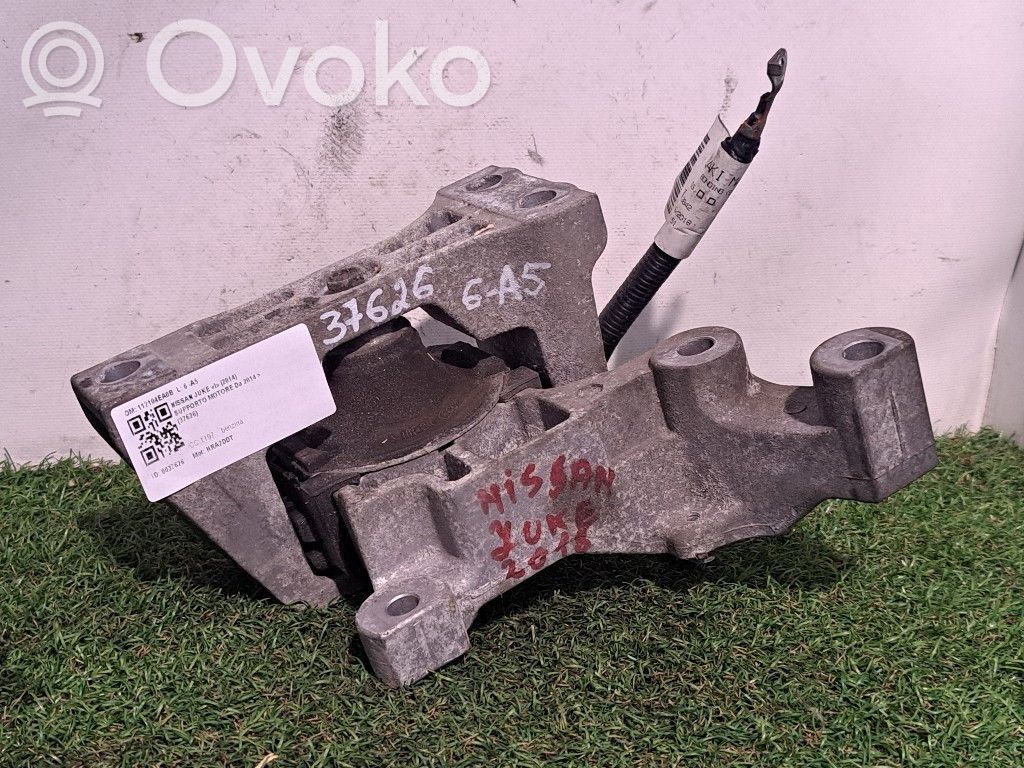 Nissan Juke I F15 Engine mounting bracket 