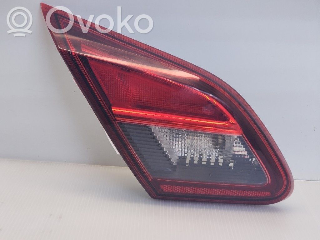 Opel Corsa E Takaluukun takavalot 