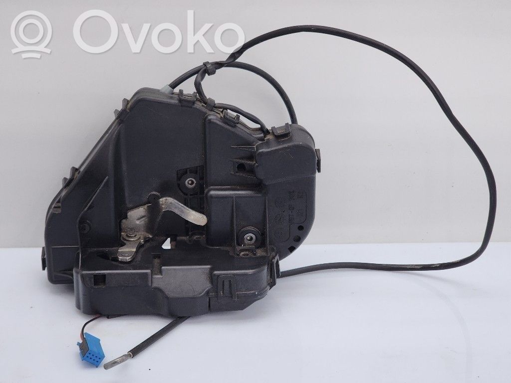 Mercedes-Benz E W211 Rear door lock 