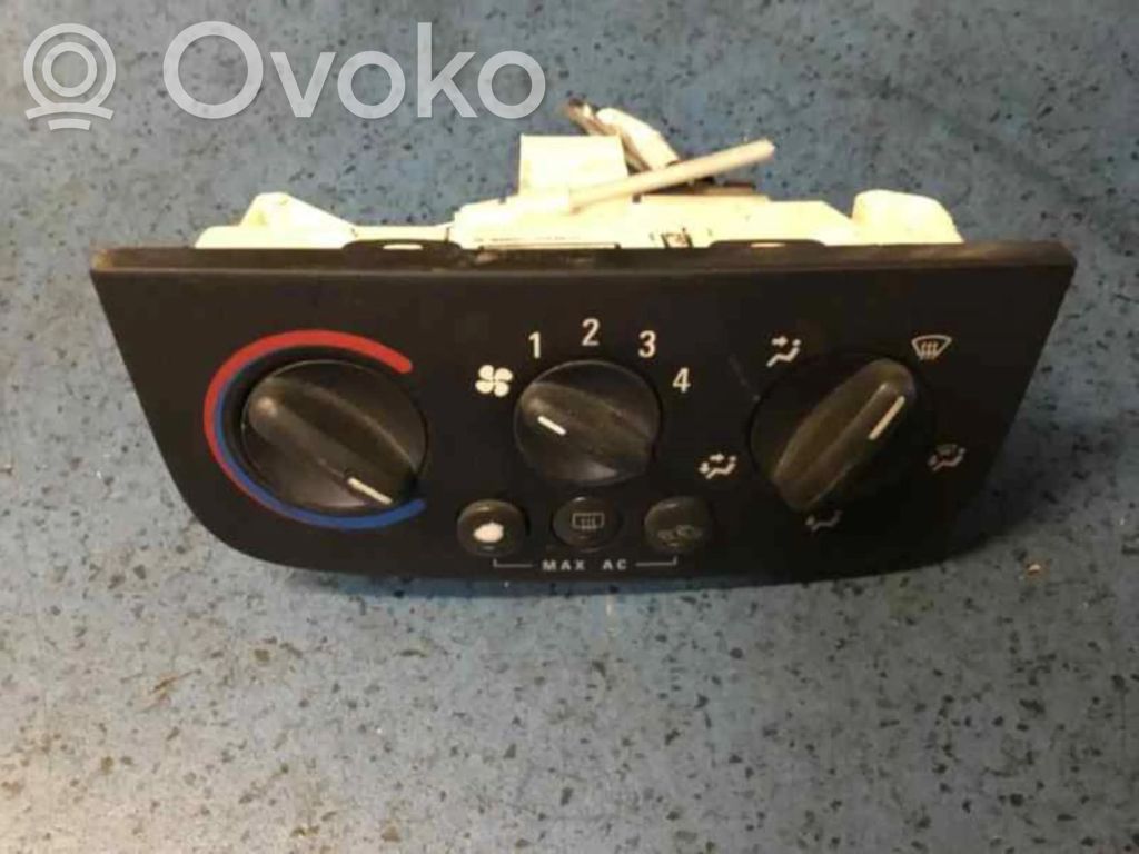 Opel Corsa C Climate control unit 
