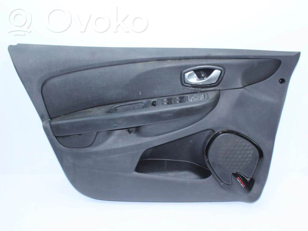 Renault Clio III Etuoven verhoilu 