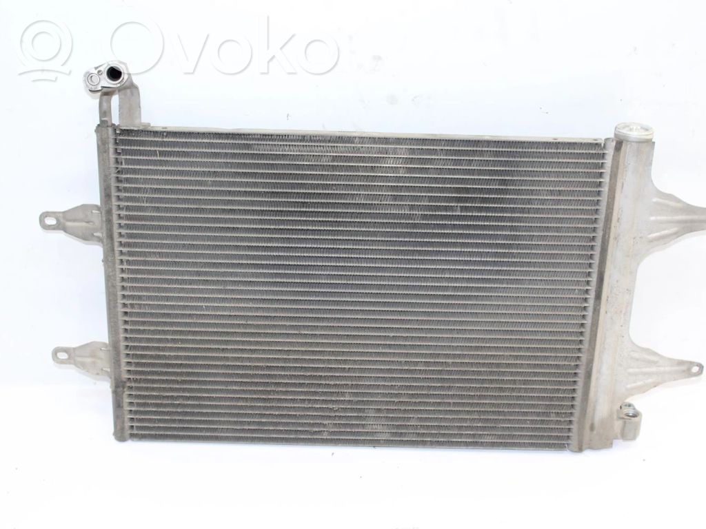 Volkswagen Polo IV 9N3 Radiatore di raffreddamento A/C (condensatore)