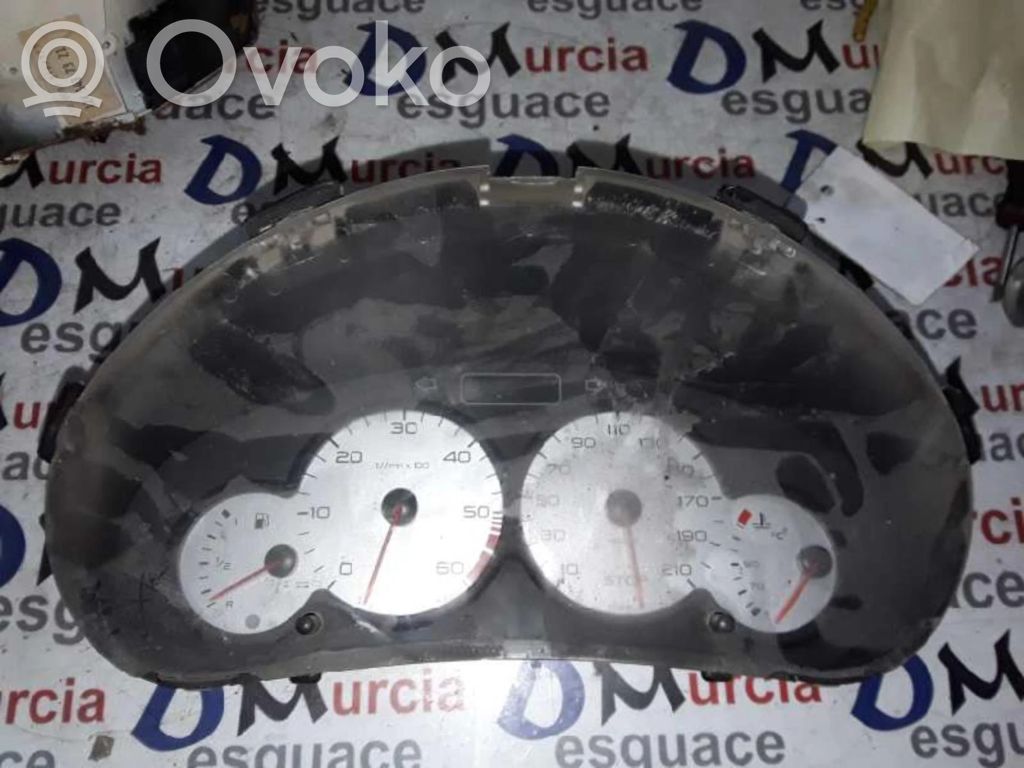 Peugeot 206+ Compteur de vitesse tableau de bord 