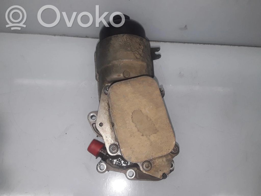 Peugeot 308 Öljynsuodattimen kannake 