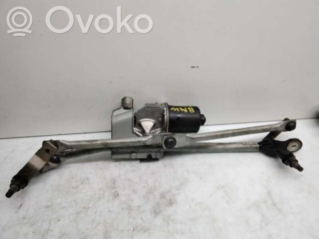BMW 1 E81 E87 Tiranti e motorino del tergicristallo anteriore 