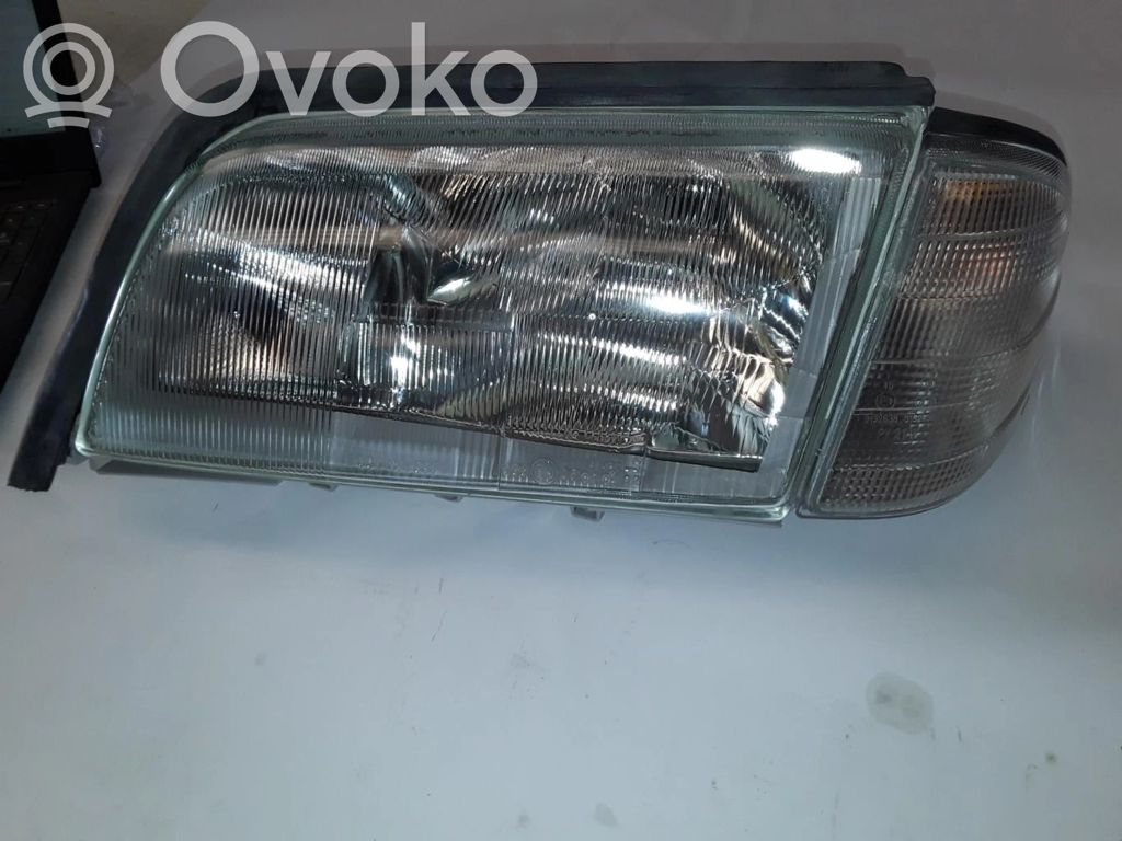 Mercedes-Benz C W202 Phare frontale