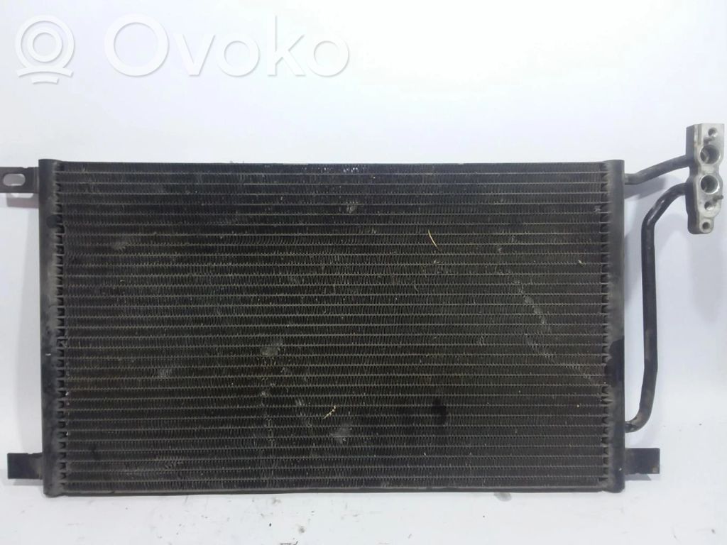 BMW X3 E83 Radiator răcire A/C (condensor) 