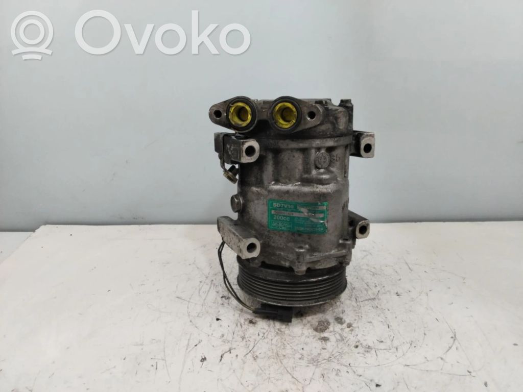 Ilmastointilaitteen kompressorin pumppu (A/C)   3M5H19D629SA
