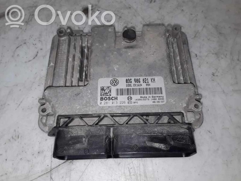 Volkswagen Golf V Unitate control motor/modul ECU 
