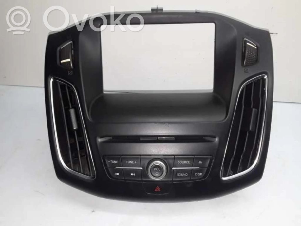 Ford Focus Panel / Radioodtwarzacz CD/DVD/GPS 