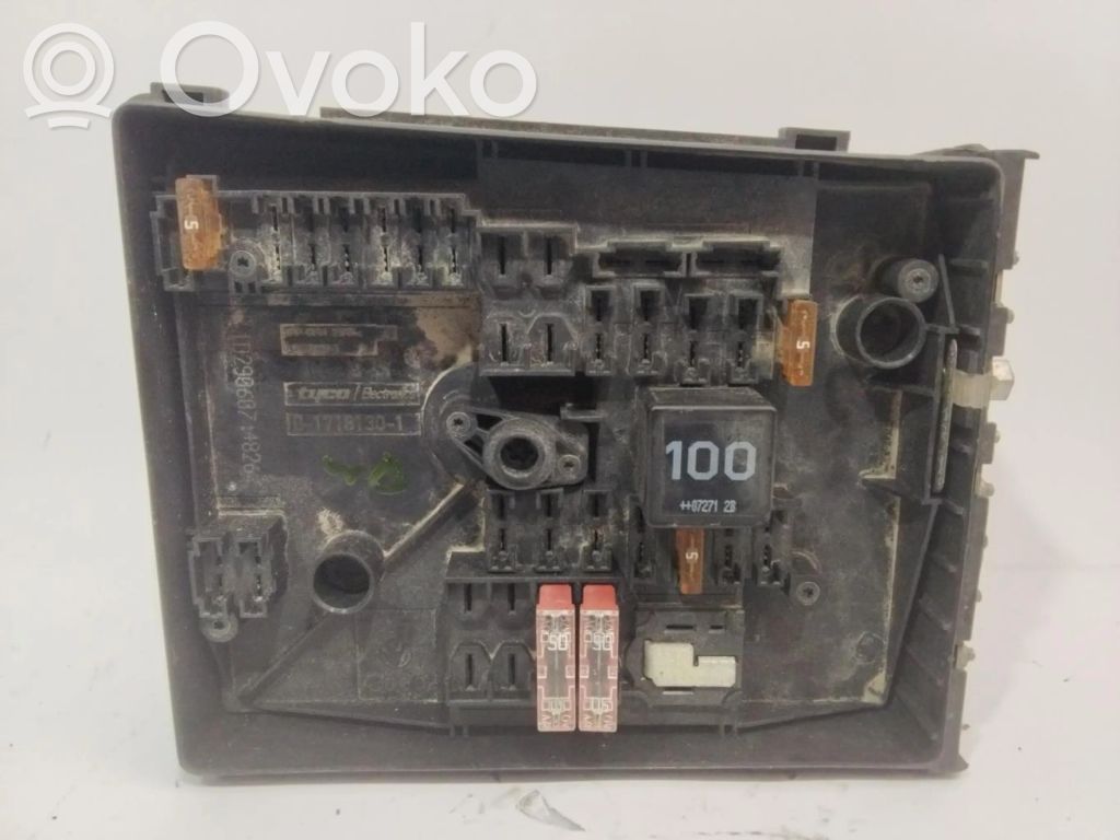 Audi A3 S3 8P Module de fusibles