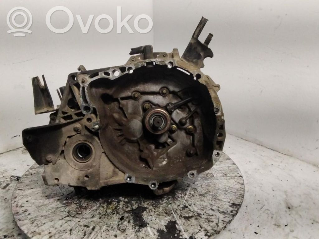 Nissan Micra Scatola del cambio manuale a 5 velocità 