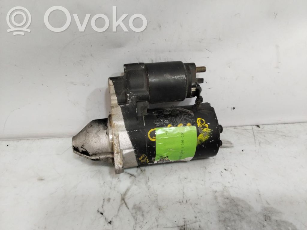 Opel Corsa B Starter motor 