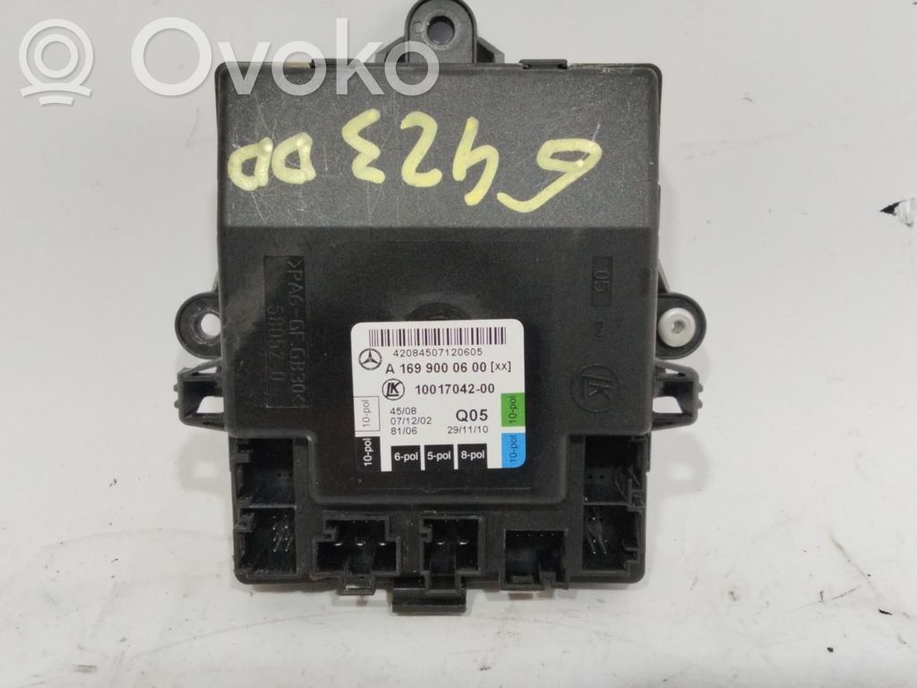 Unidad de control/módulo del motor   A1699000600