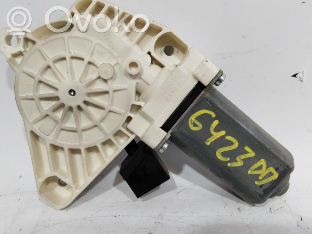 Mercedes-Benz B W245 Motor geam ventilare 