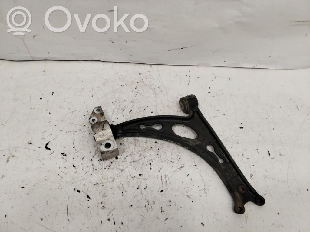 Volkswagen Touran I Braccio di controllo sospensione anteriore inferiore/braccio oscillante