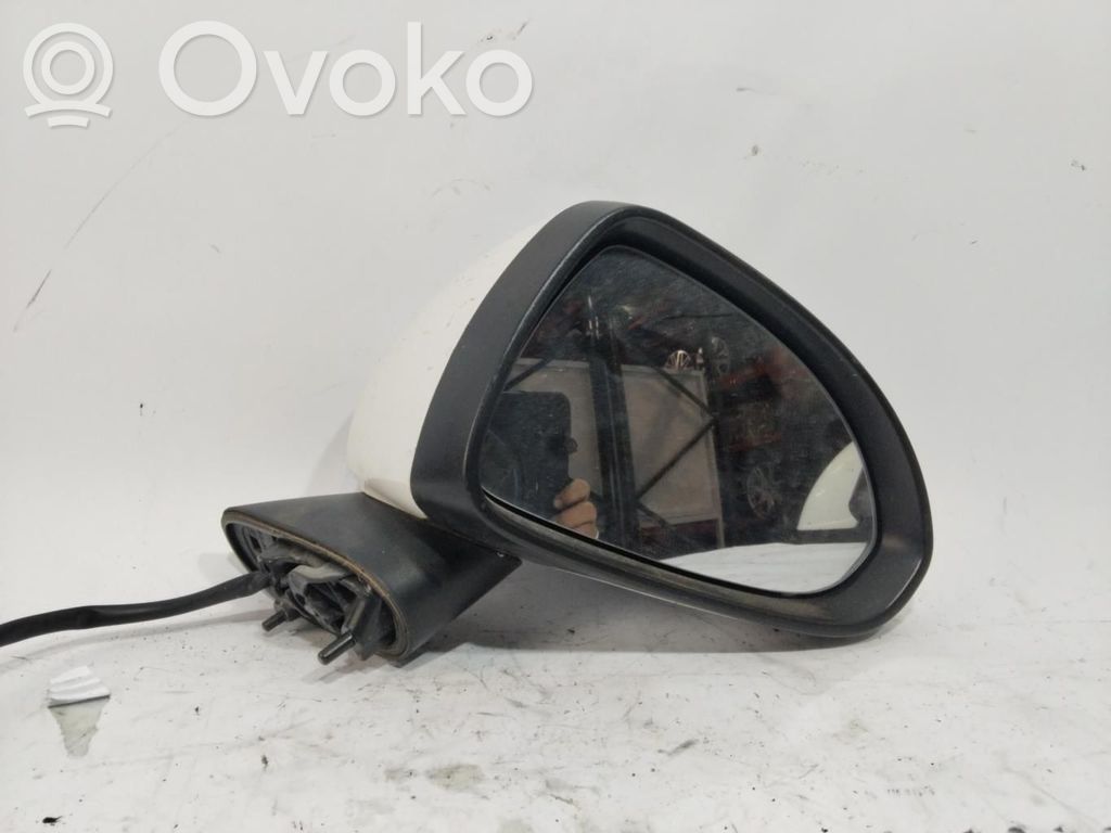 Rétroviseur électrique de porte avant   E1020873