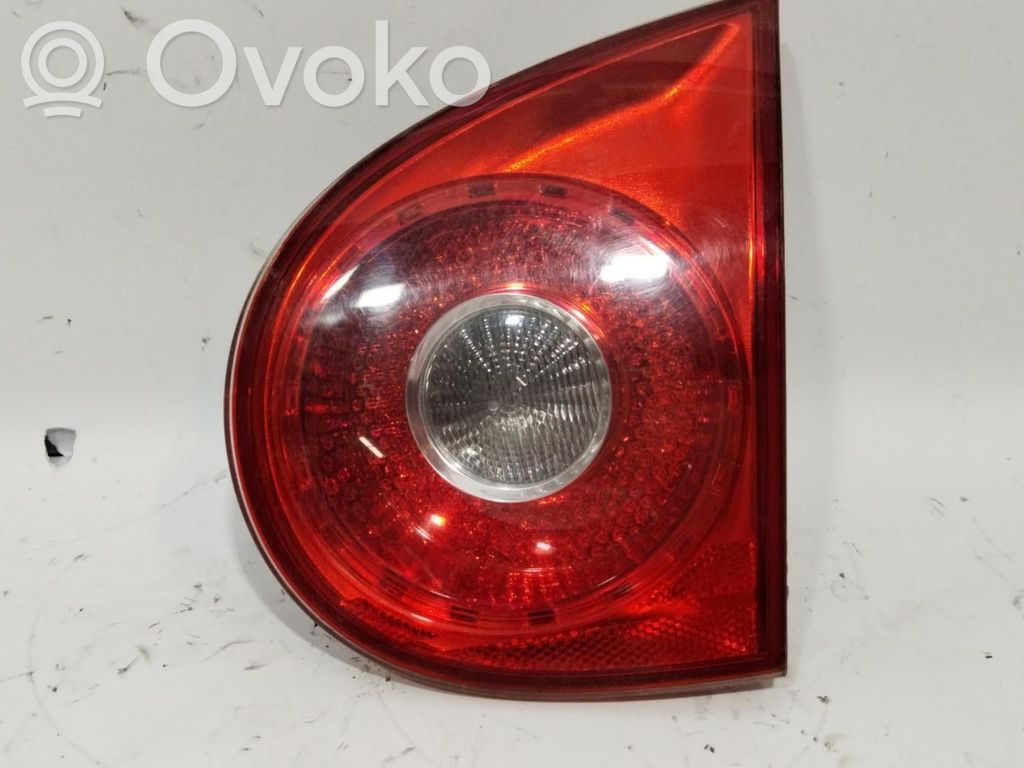 Volkswagen Golf V Luci posteriori