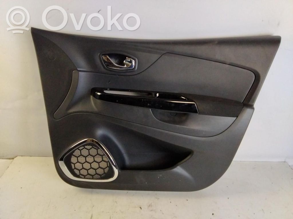 Renault Captur Etuoven verhoilu 