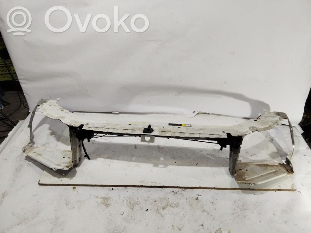 Panel lateral delantero